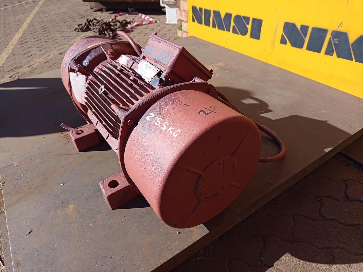 Used VIBRATING MOTOR 3KW