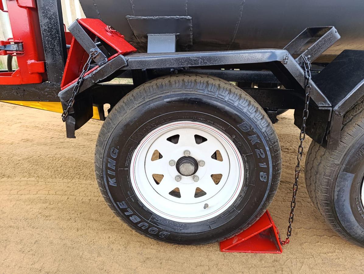 Used HEAVY DUTY 2500 LITRE DIESEL BOWSER TRAILER WITH PUMP & METER- USED CONDITION