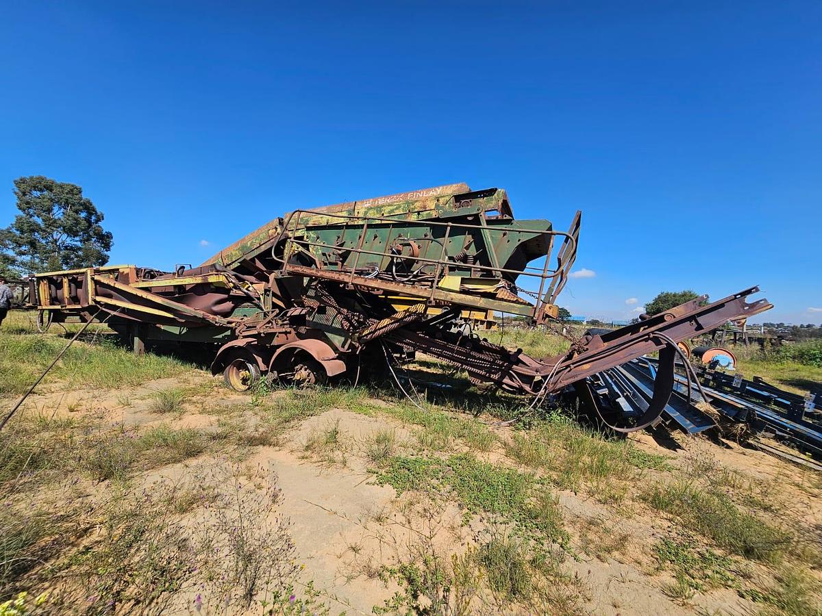Used MOBILE FINLAY TEREX HYDRASCREEN SCREENING PLANT