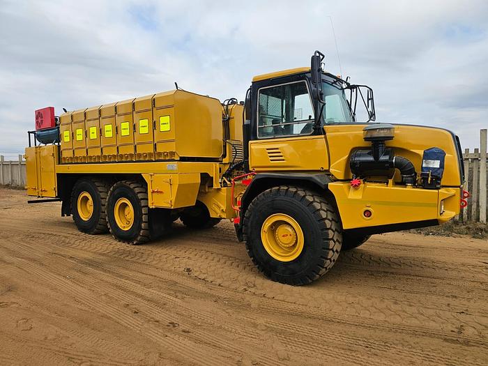 Used BELL B25D 6X6 FULLY EQUIPPED ARTICULATED SERVICE TRUCK/UNIT (RUNNER)