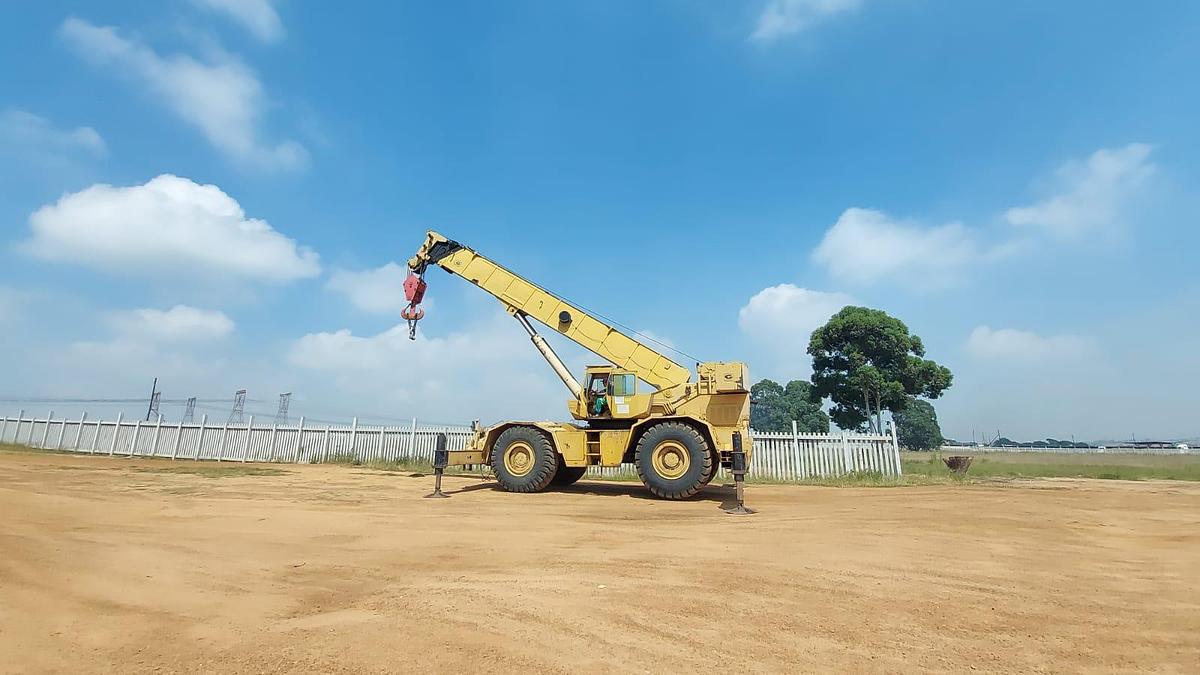 Used GROVE RT980 SWL 80 TON MOBILE CRANE
