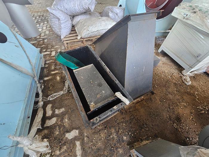 Used COMPLETE (BRAND NEW) 2024 VIBRATING FLUID BED DRYER UNIT, WITH FANS, OVEN, VIBRATORS, DUCTING, CYCLONES, CONTROL PANELS, SCREW FEEDERS, GEARBOXES & MOTORS