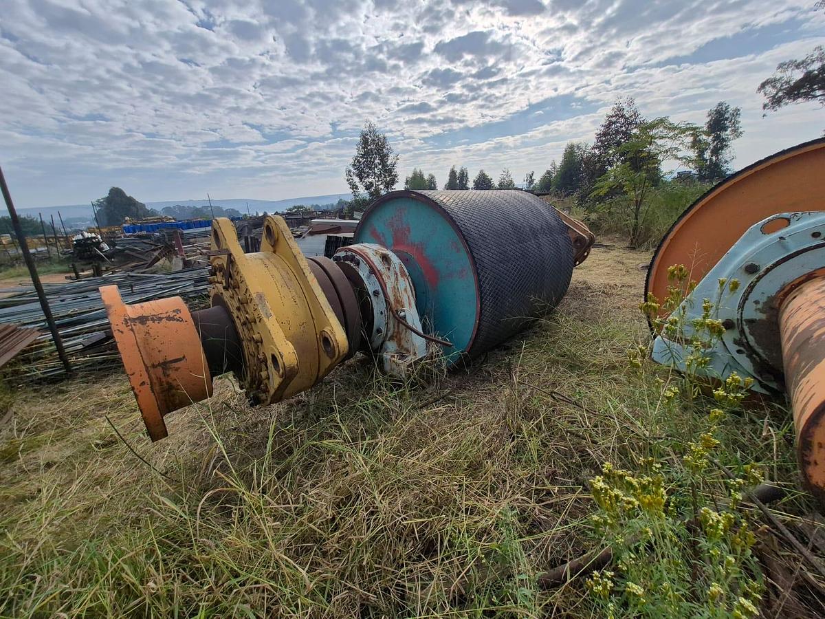 Used COMPLETE DRIVE PULLEY UNIT