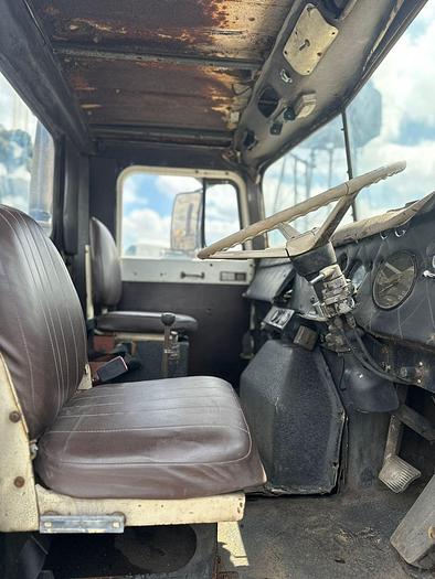 Used INTERNATIONAL PAYSTAR 5000 TRUCK 6X4 (NON-RUNNER)