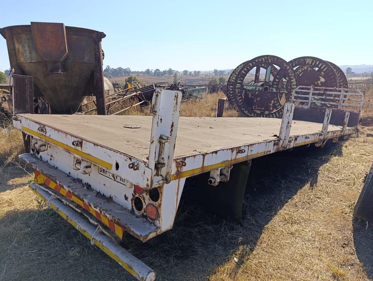 Used FLATDECK TRAILER BODY - USED CONDITION
