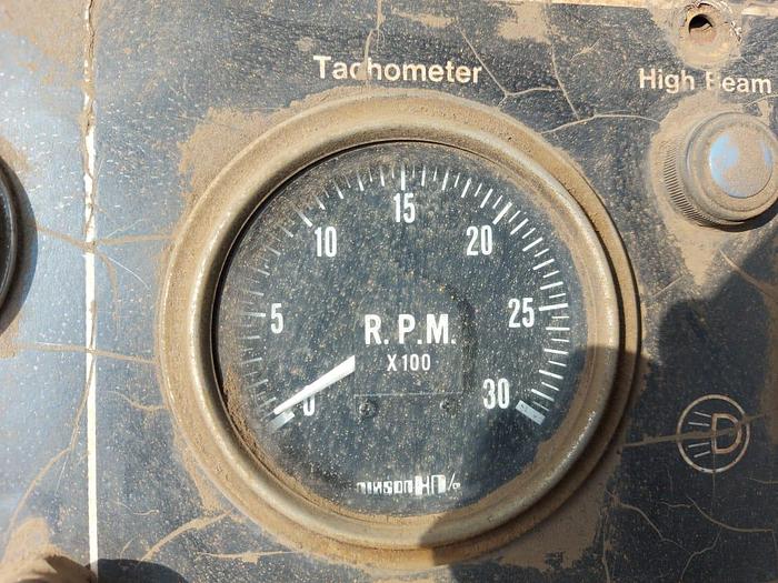 Used LINK BELT 140 TON LATTICE BOOM CRANE (NON-RUNNER)