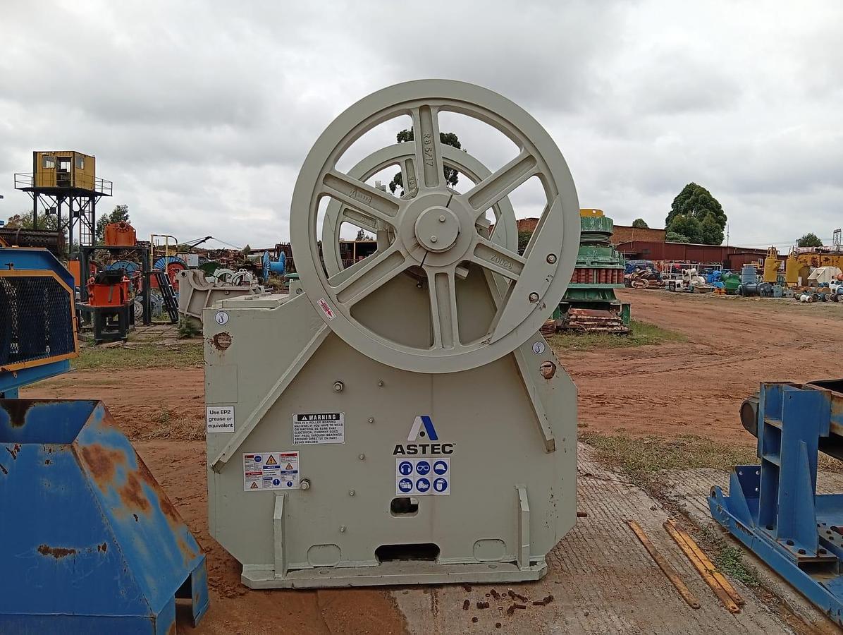 Refurbished  30X20 SINGLE TOGGLE ROLLER BEARING JAW CRUSHER (REFURBISHED)