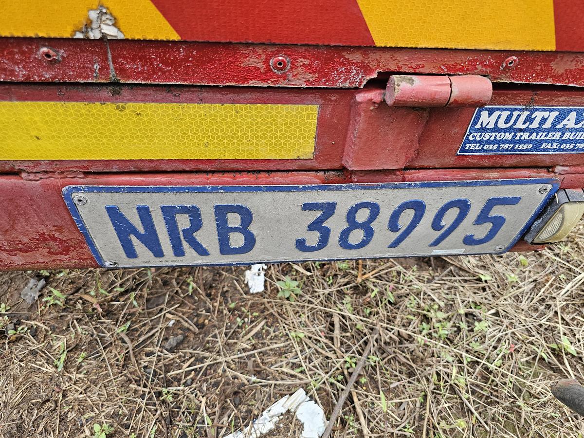 Used SINGLE AXLE 125KG (2) DRY CHEMICAL POWDER FIRE EXTINGUISHER TRAILER