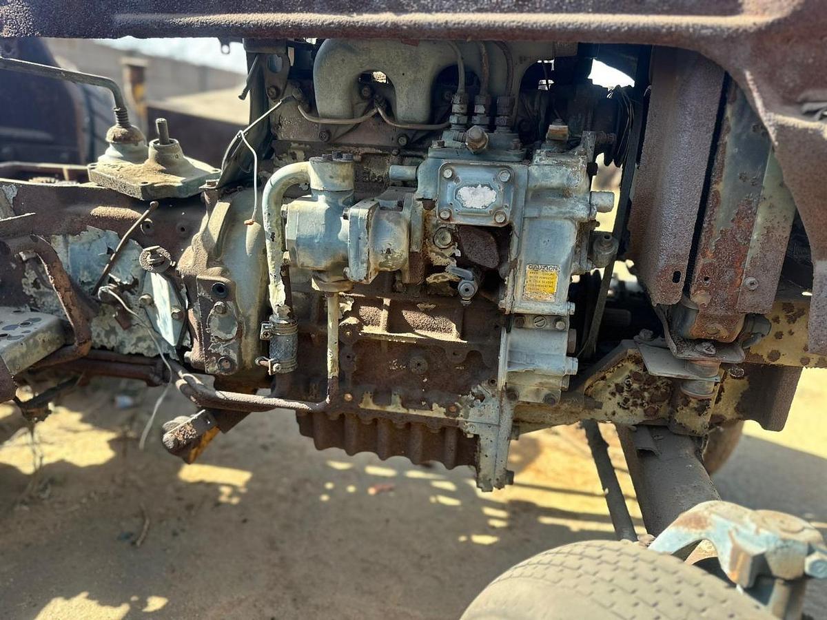 Used SCRAP ANTIQUE TRACTORS (STRIPPING FOR SPARES)