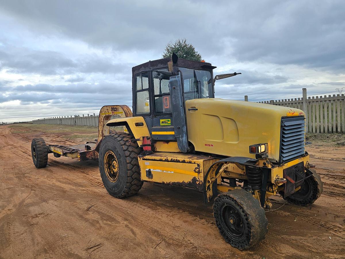 Used BELL TRACTOR WITH TRAILER