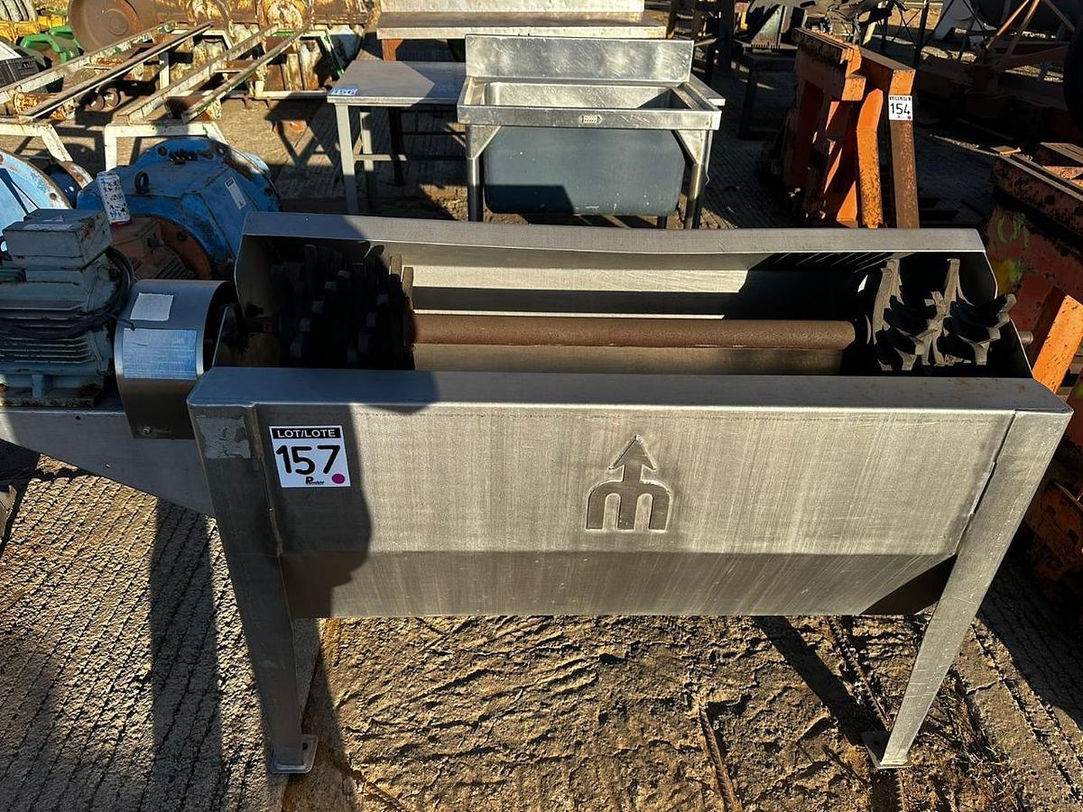 Used STAINLESS STEEL FEATHER WITH MOTOR (NOT TESTED)