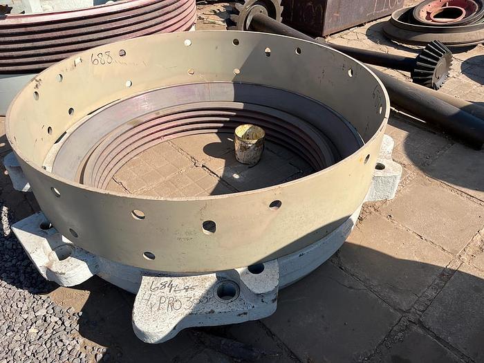 Used Various Crusher spares and liners