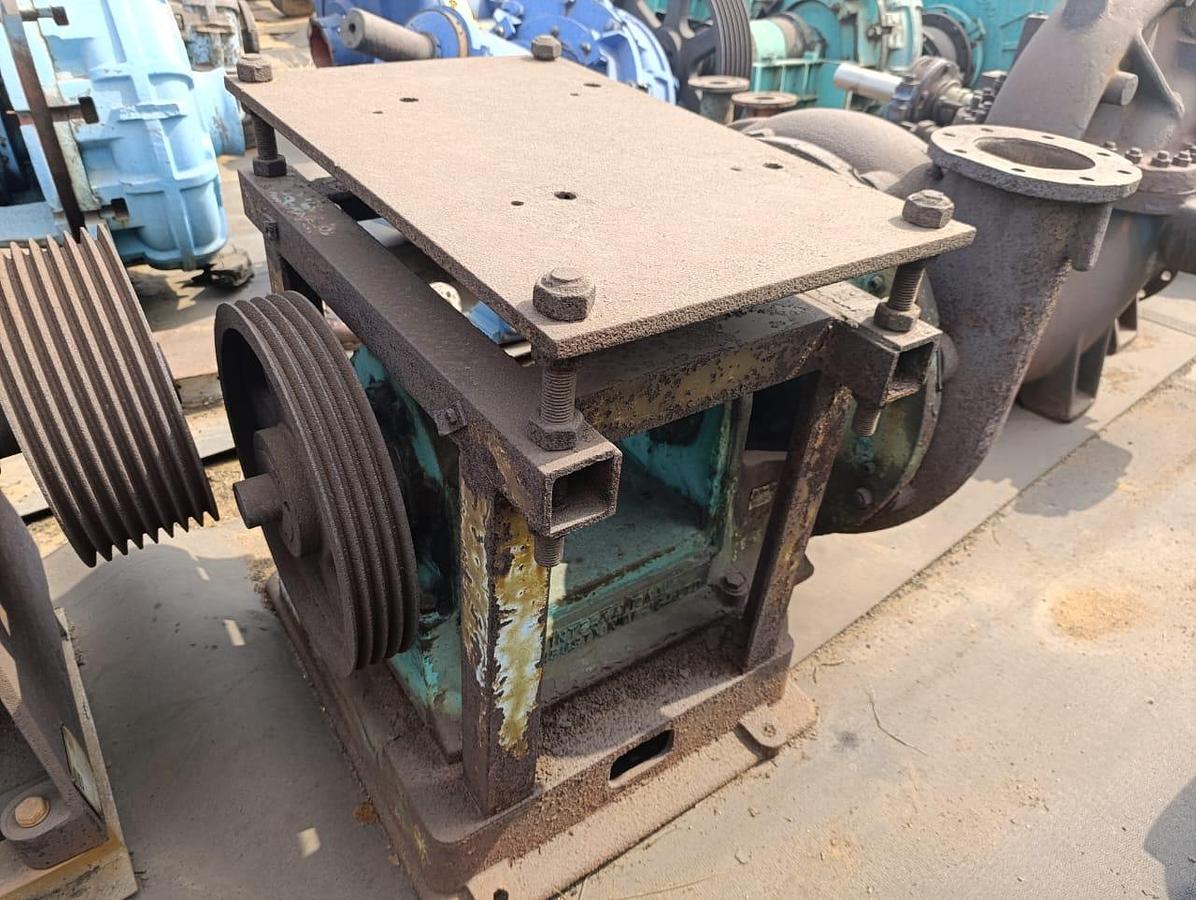 Used VACSEAL 8X6 PUMP