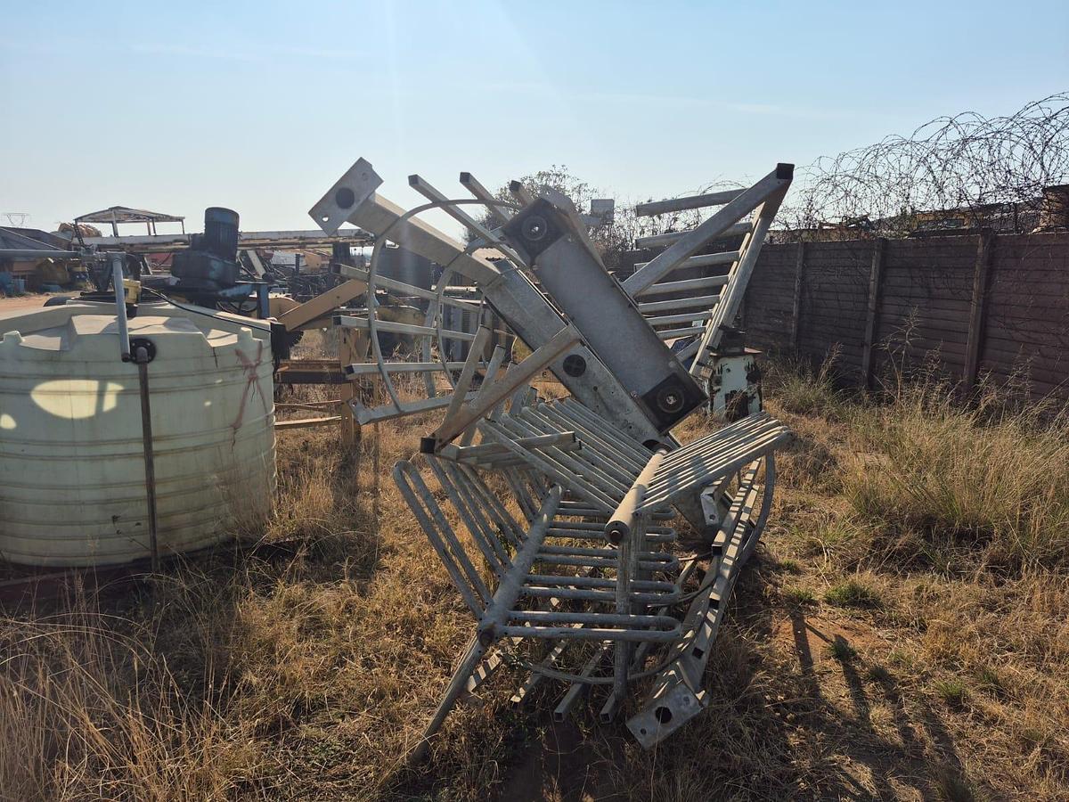 Used TURNSTILE GATE (USED)