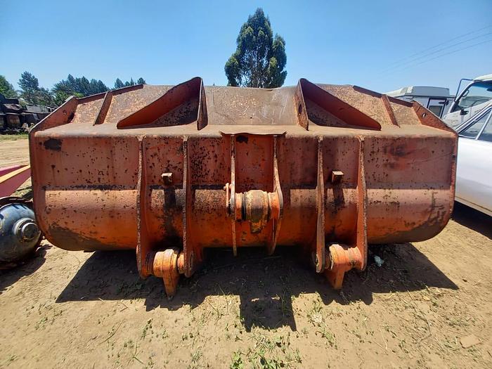 Used 1550 KG FRONT END LOADER BUCKET