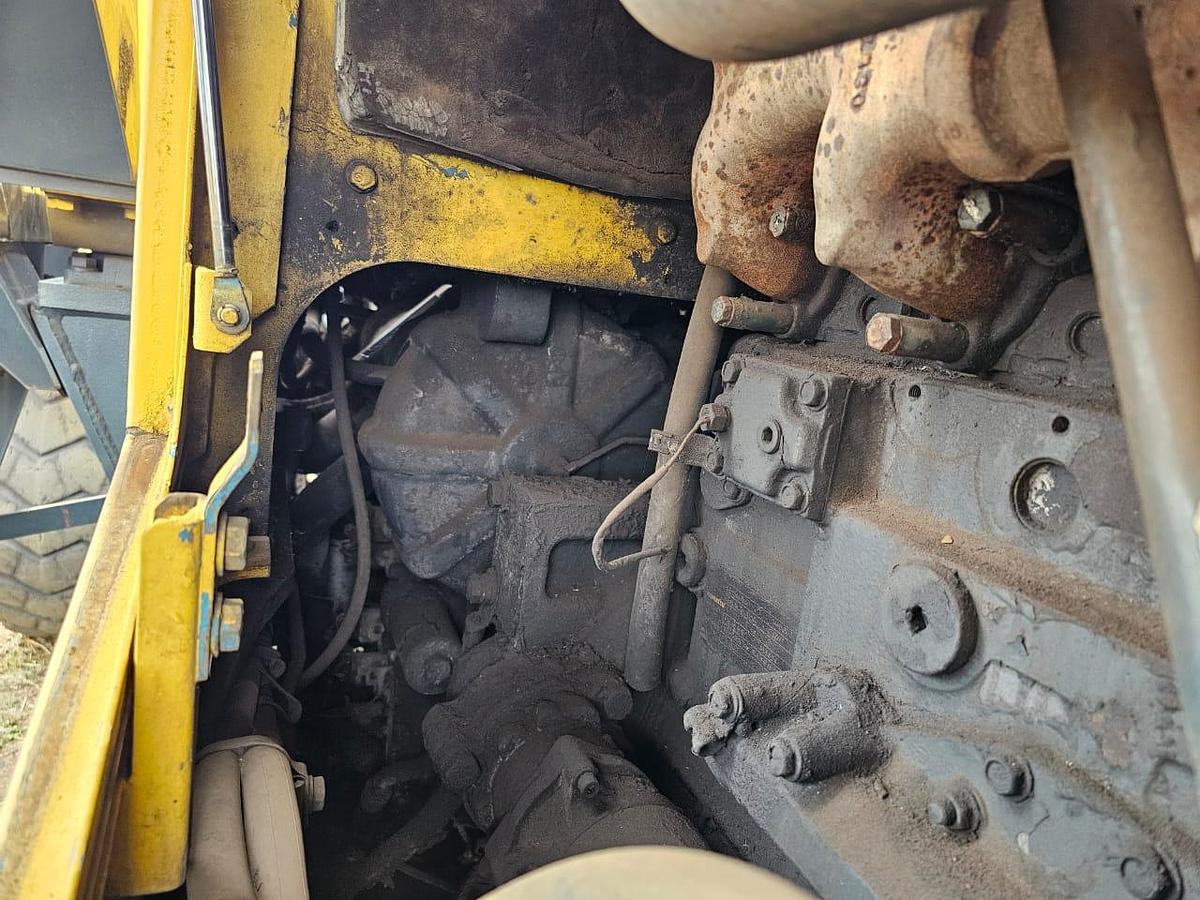 Used KOMATSU WA470-B FRONT END LOADER - INOPERABLE