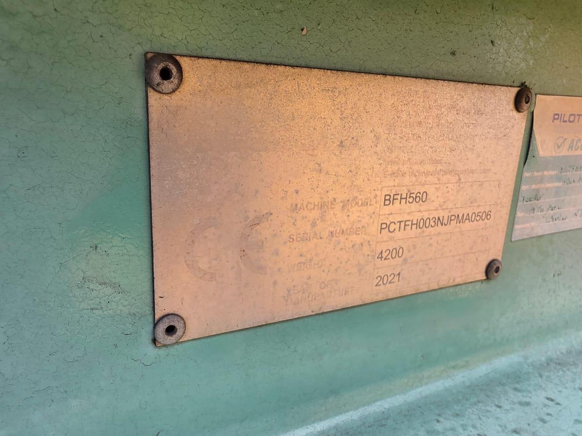 Used PILOT MODULAR BFH560 FEEDING BIN ON SKIDS 500MM CONVEYOR 3.5M