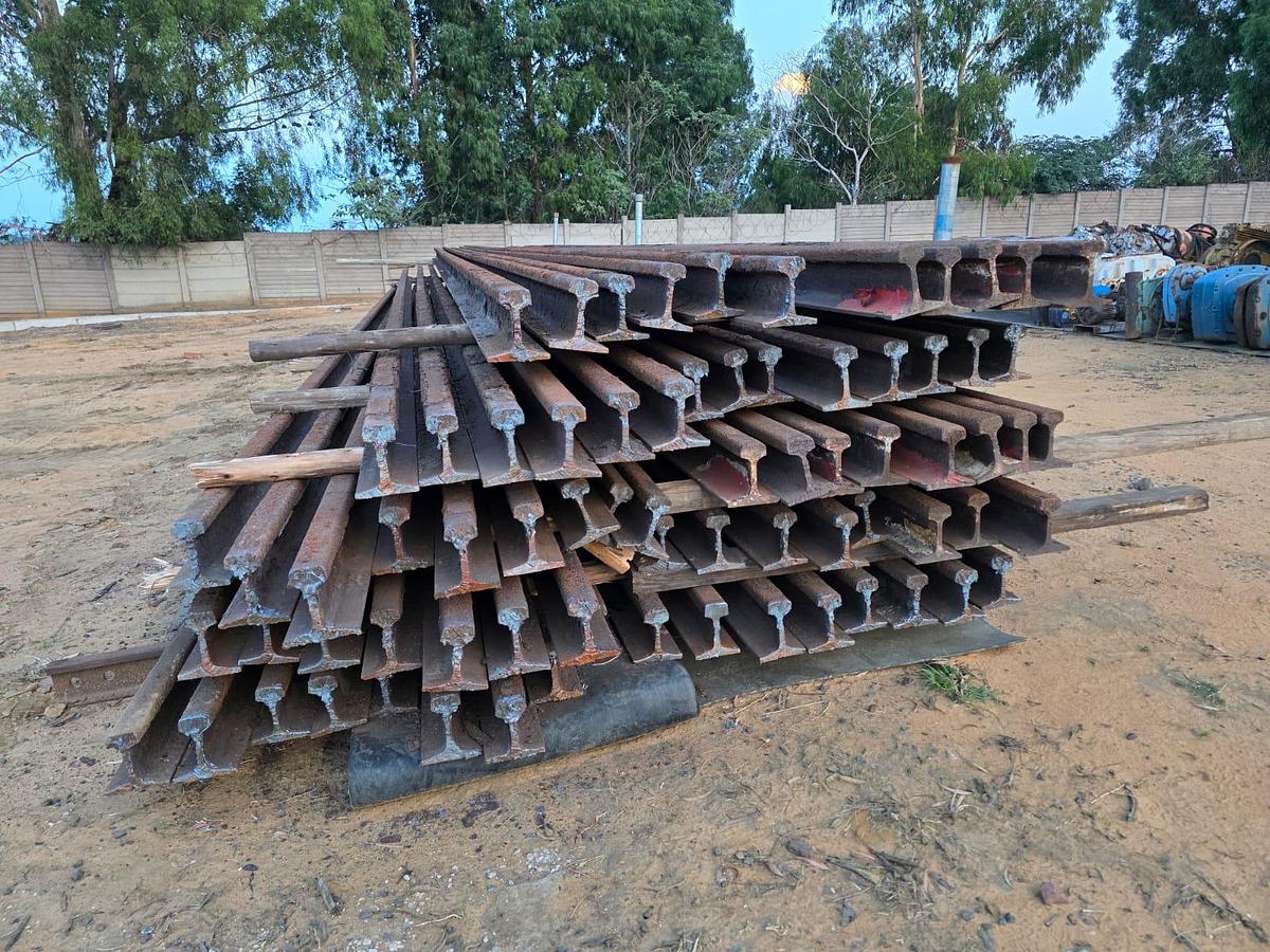 Used RAILWAY TRACKS(USED)