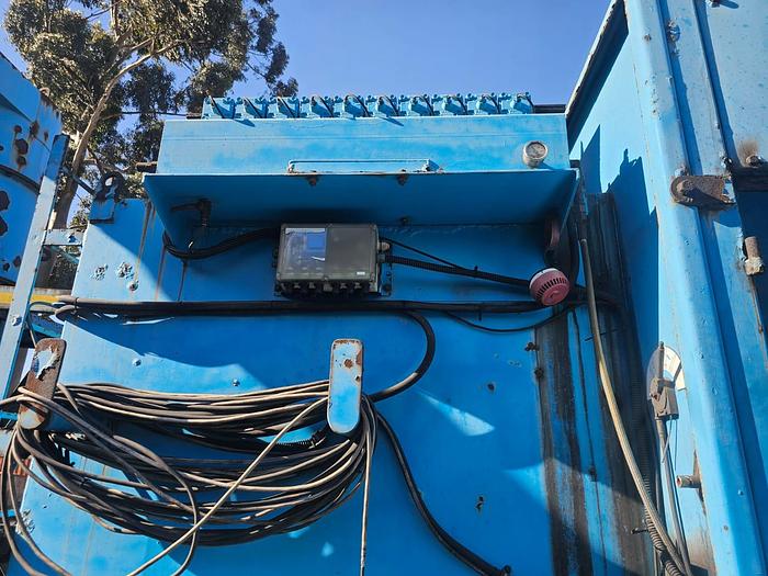 Used KAESER OMEGA VACUUM (RUNNER)