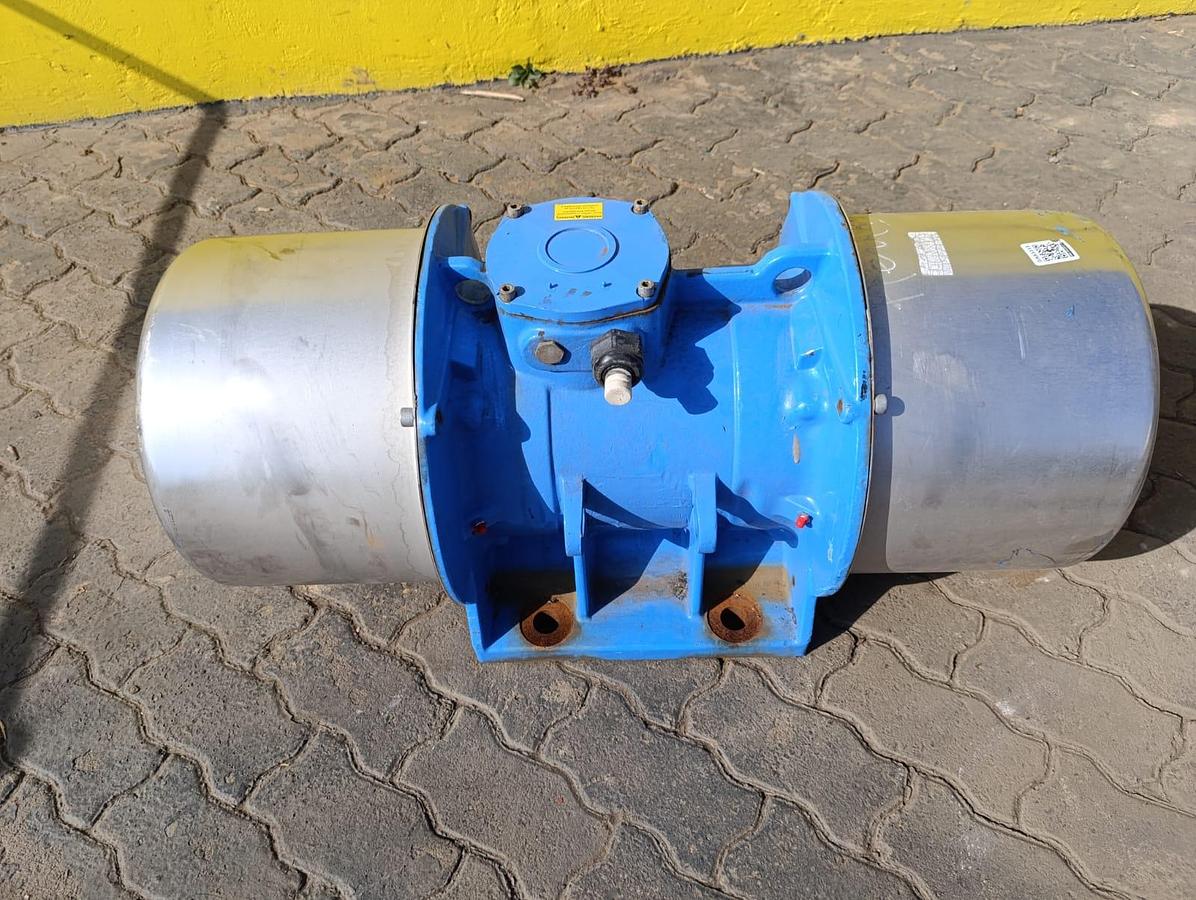 Used VIBRATING MOTOR 7.1KW