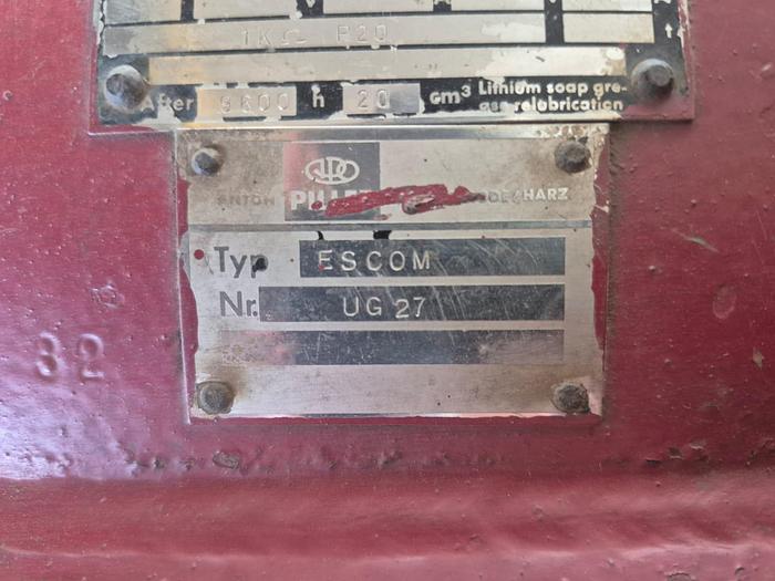 Used ANTON PILLER 10KW VIBRATING MOTOR