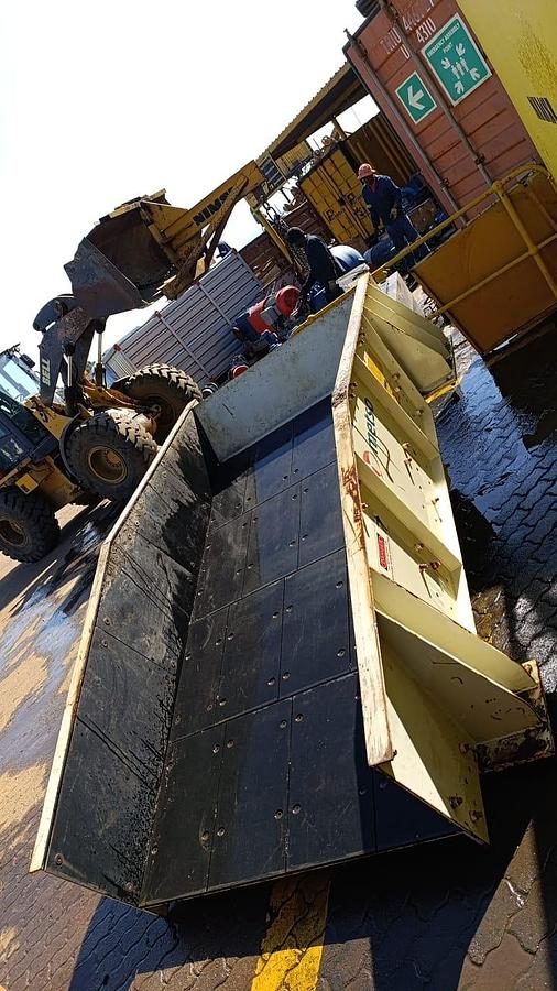 Used FEEDER 1300X2500 (USED CONDITION)