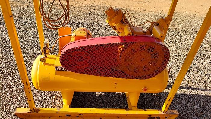 Used 13 BAR DUAL CHAMBER 7.5KW 400V INGERSOLL-RAND TYPE 30 COMPRESSOR (NOT TESTED)