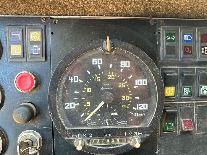 Used KRUPP KMK 5120 ALL TERRAIN 120 TON CRANE (RUNNER)