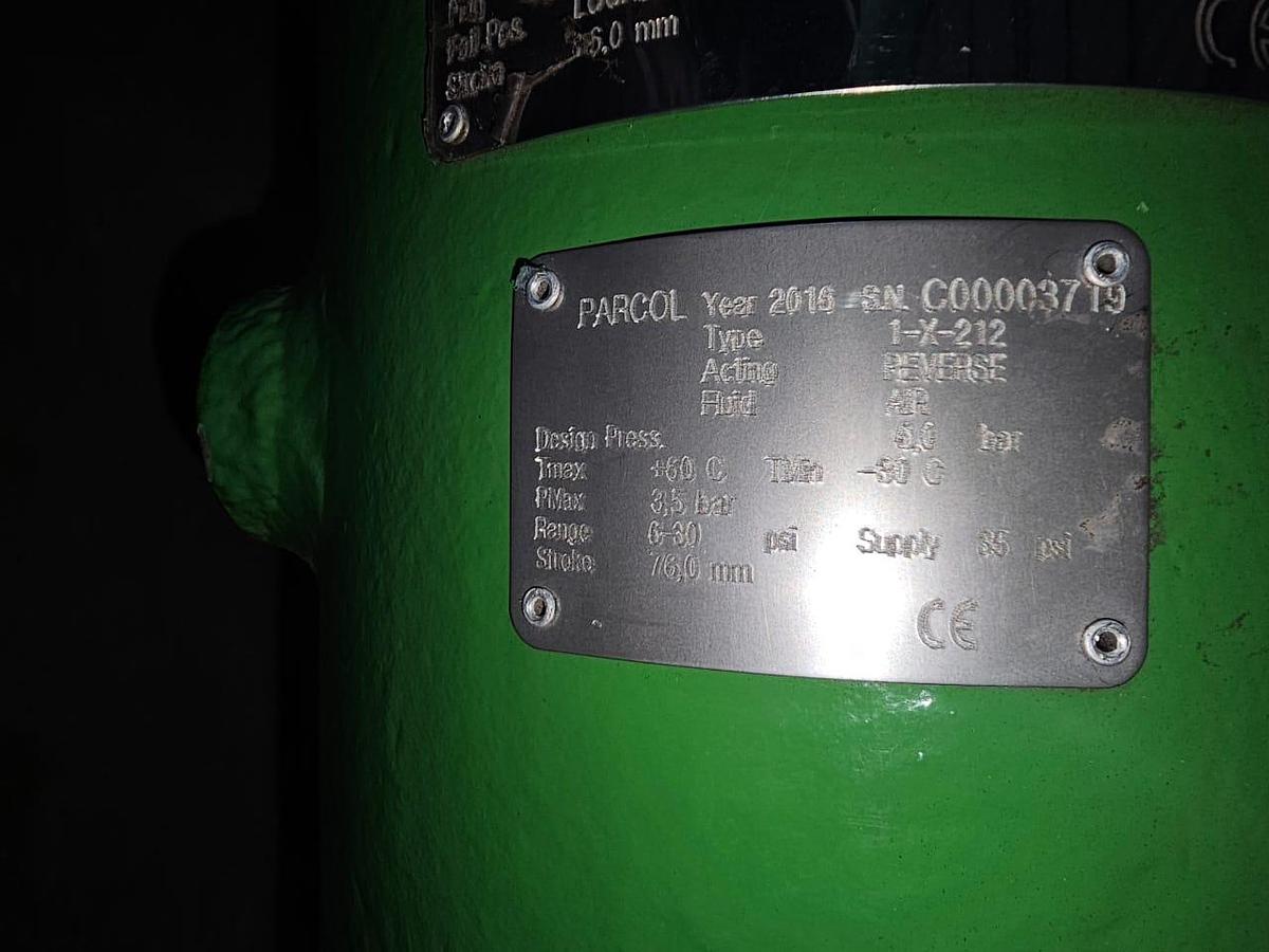 Used VEGA CONTROL VALVE 1-6940