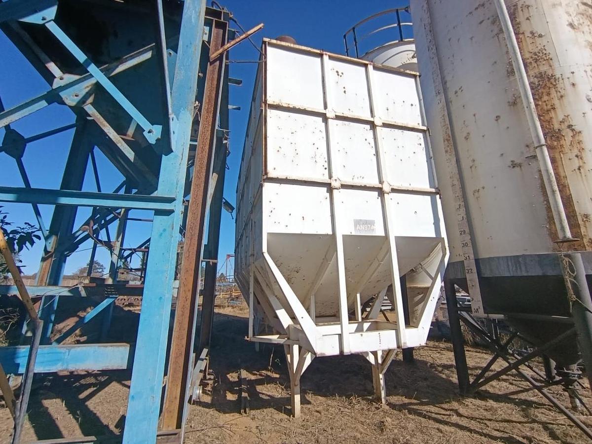 Used DRY BULK SILO -USED CONDITION