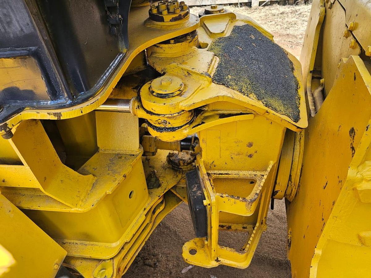 Used BELL B20D 6X4 ARTICULATED DUMP TRUCK