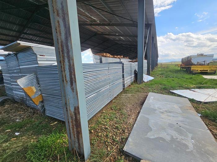 Used INSULATED DIVIDER BOARDS (ALL MIRRORS ARE BROKEN)