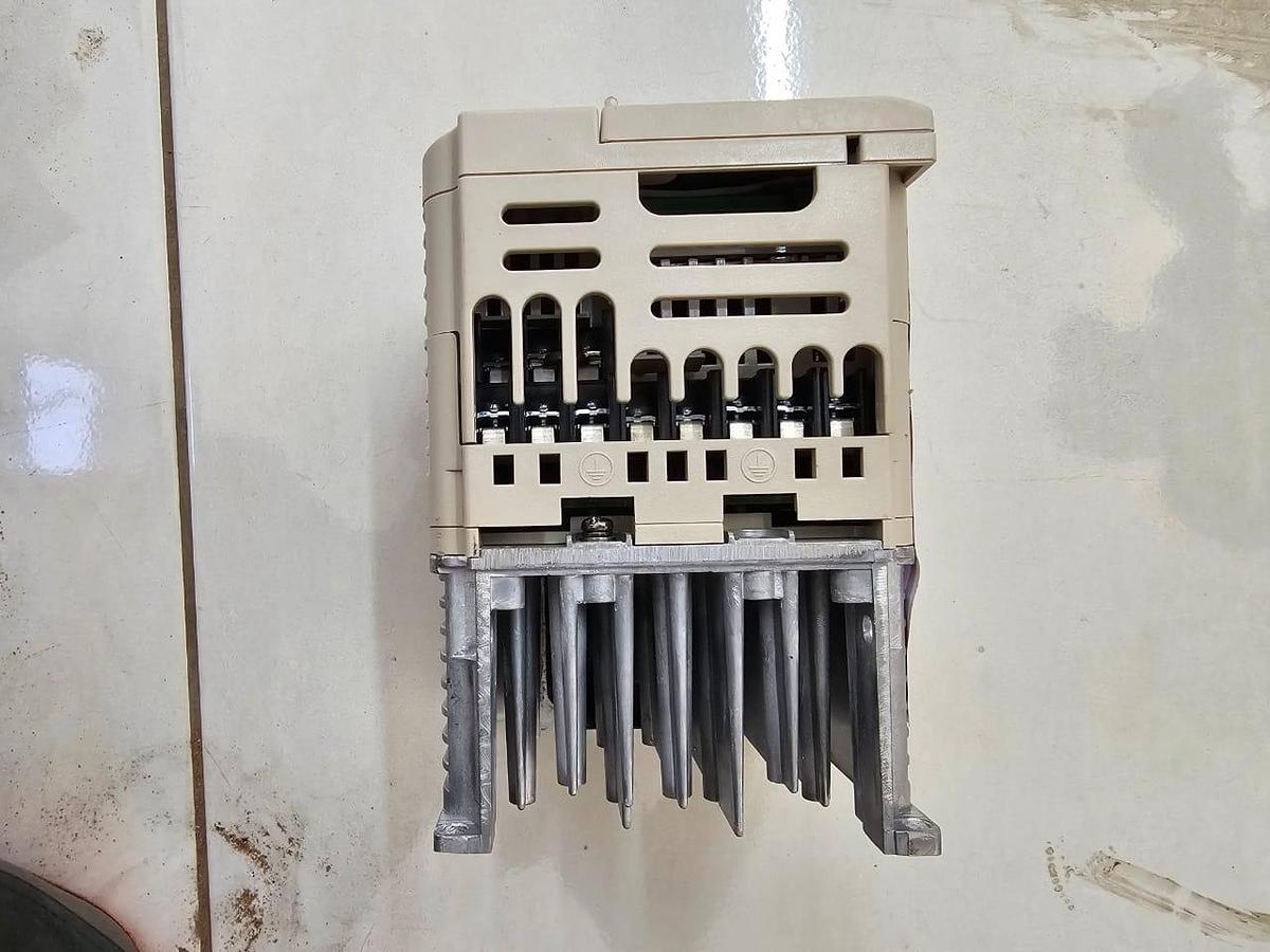 Used YASKAWA J1000 SPEED DRIVES (VSD)