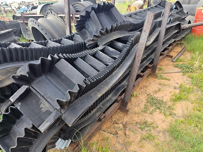 Used SKIRT / FEEDING CONVEYOR BELT