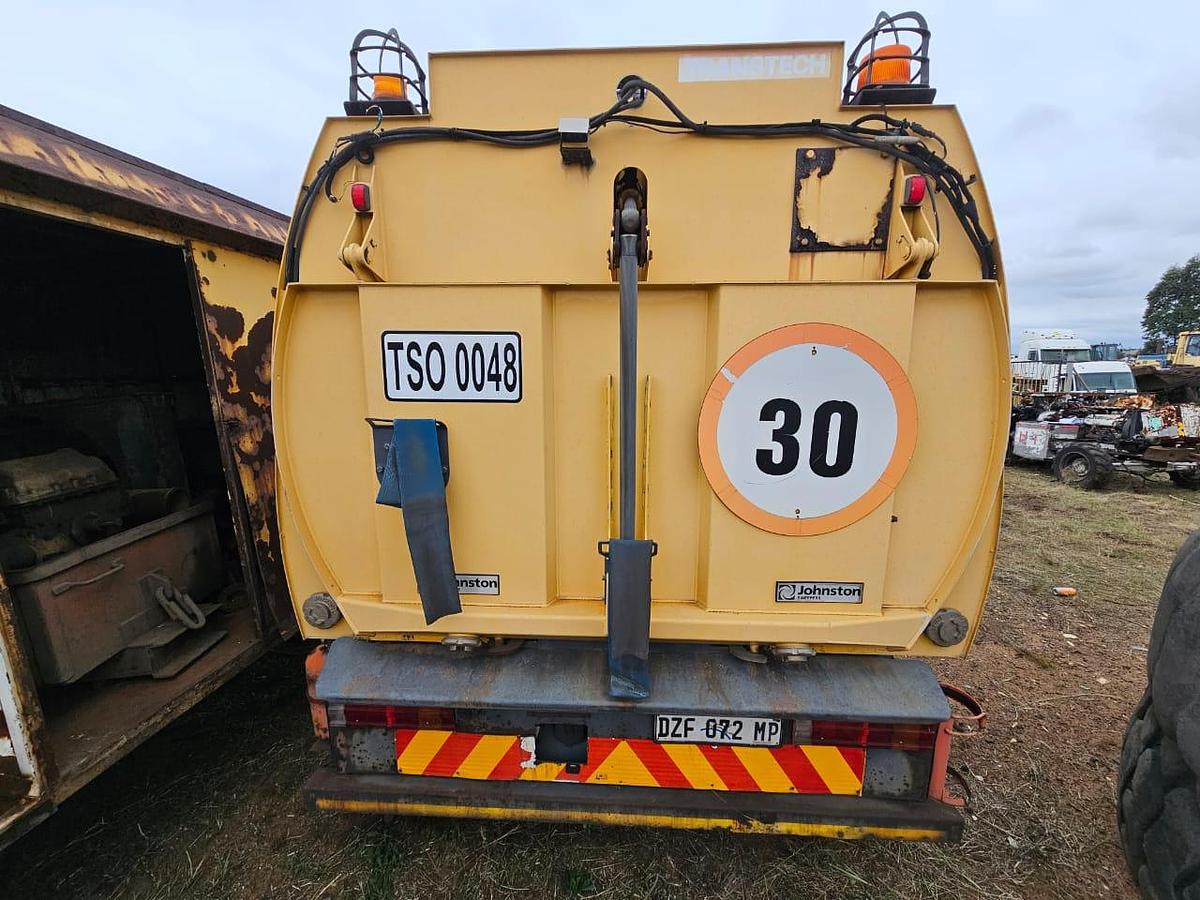 Used MERCEDES-BENZ ATEGO 1517 WATER TANK TRUCK