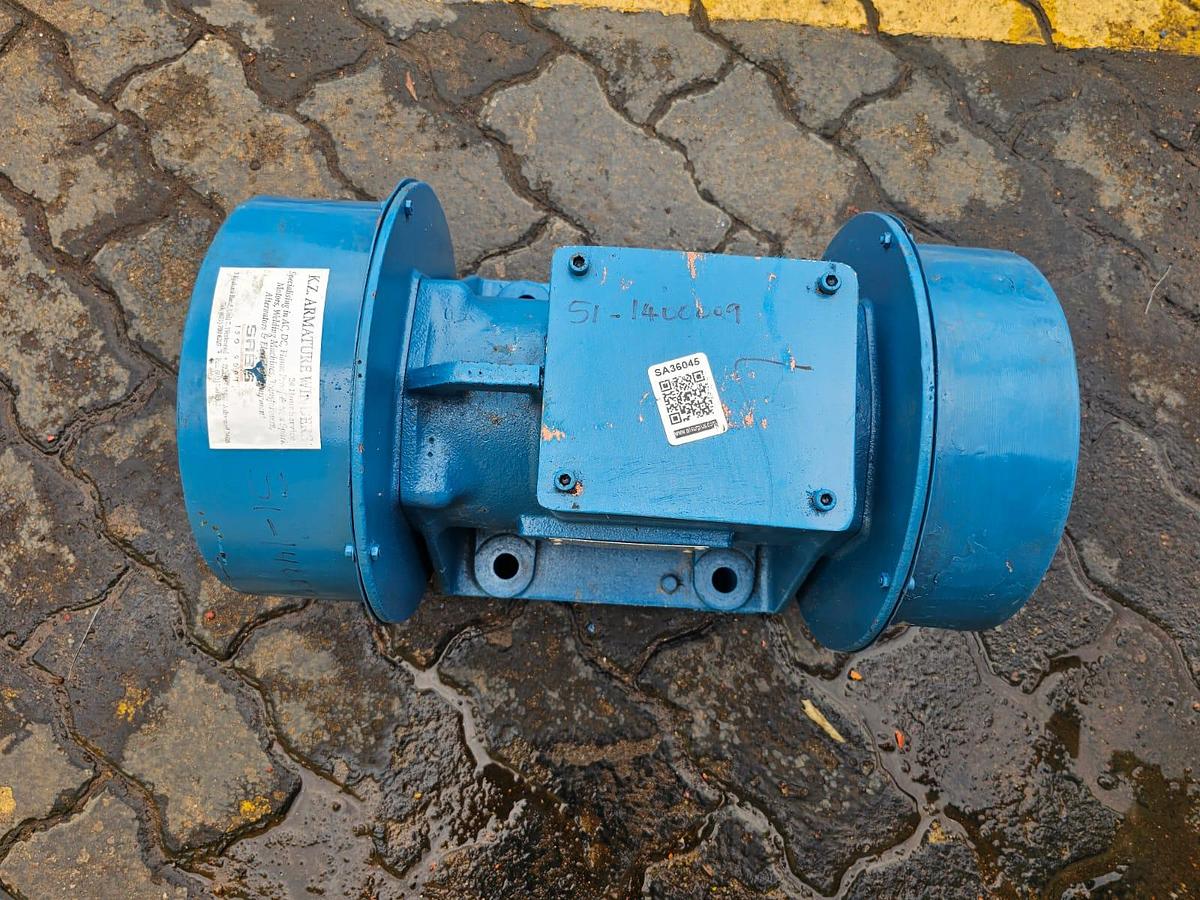 Used 0.55KW VIBRATING MOTOR(USED)