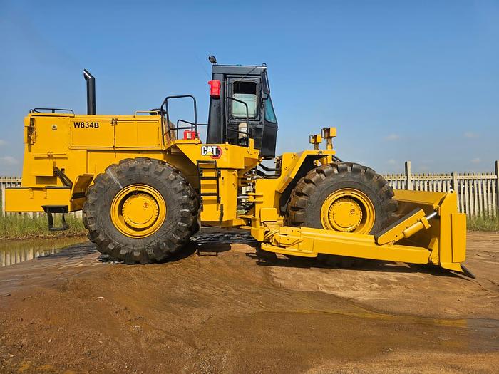 Used CATERPILLAR W834B WHEELDOZER