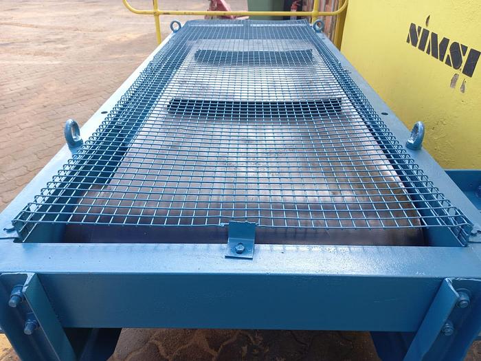 Used MOBILE CONVEYOR WITH PERMANENT MAGNET
