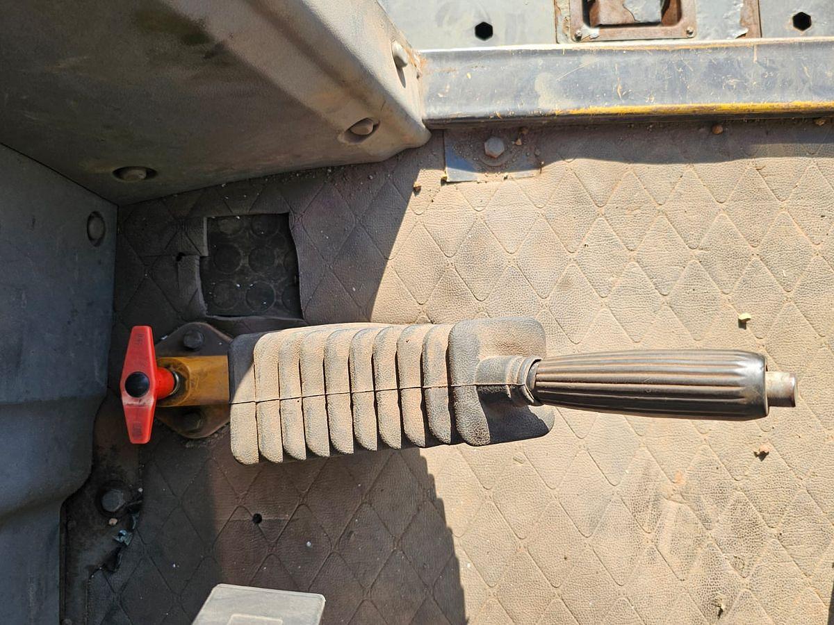 Used 2 TON WUHLF FRONT END LOADER (ENGINE FAILURE)