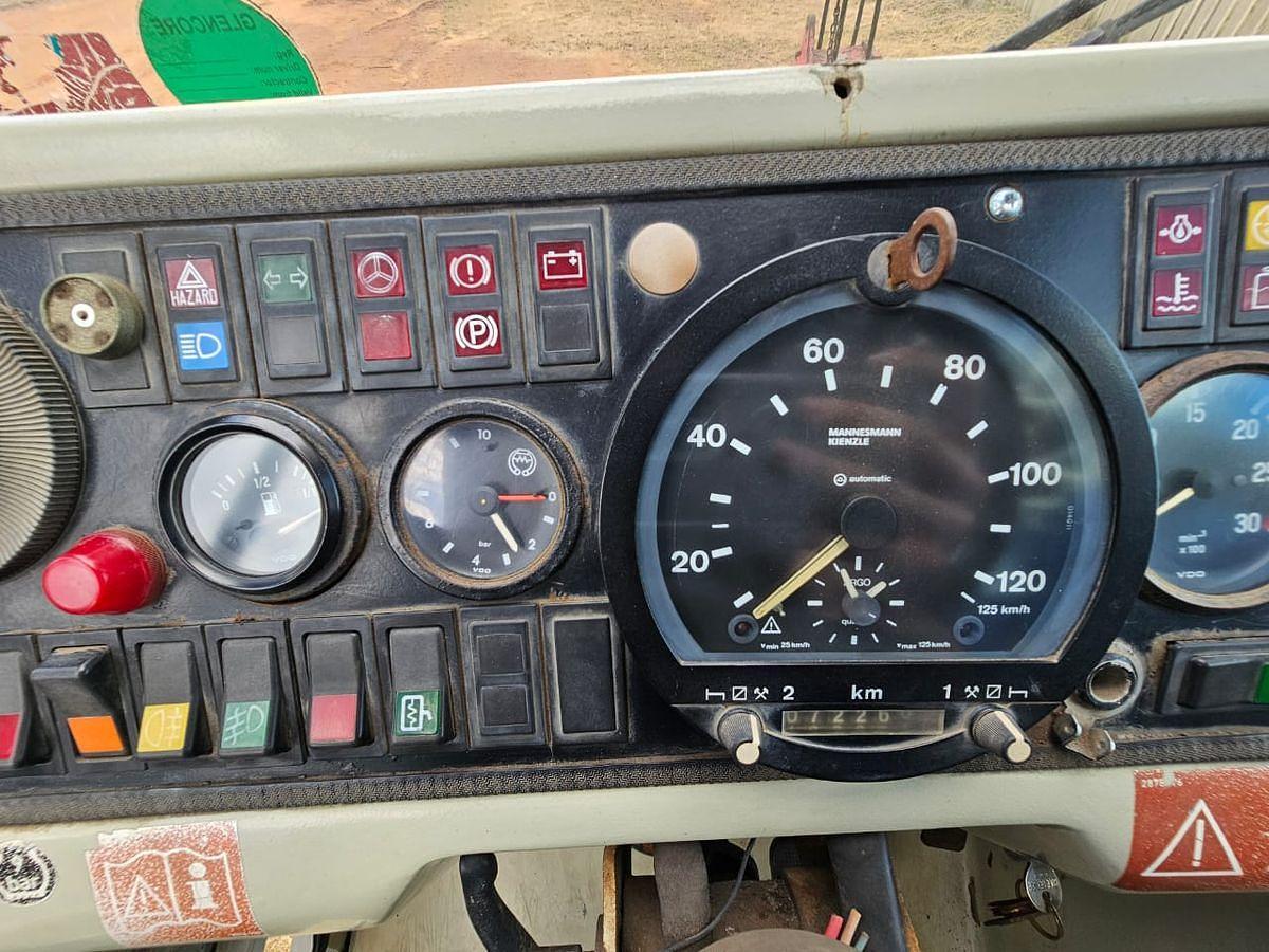 Used 30 TONNES CAPACITY FUAN CRANE - OPERATIONAL