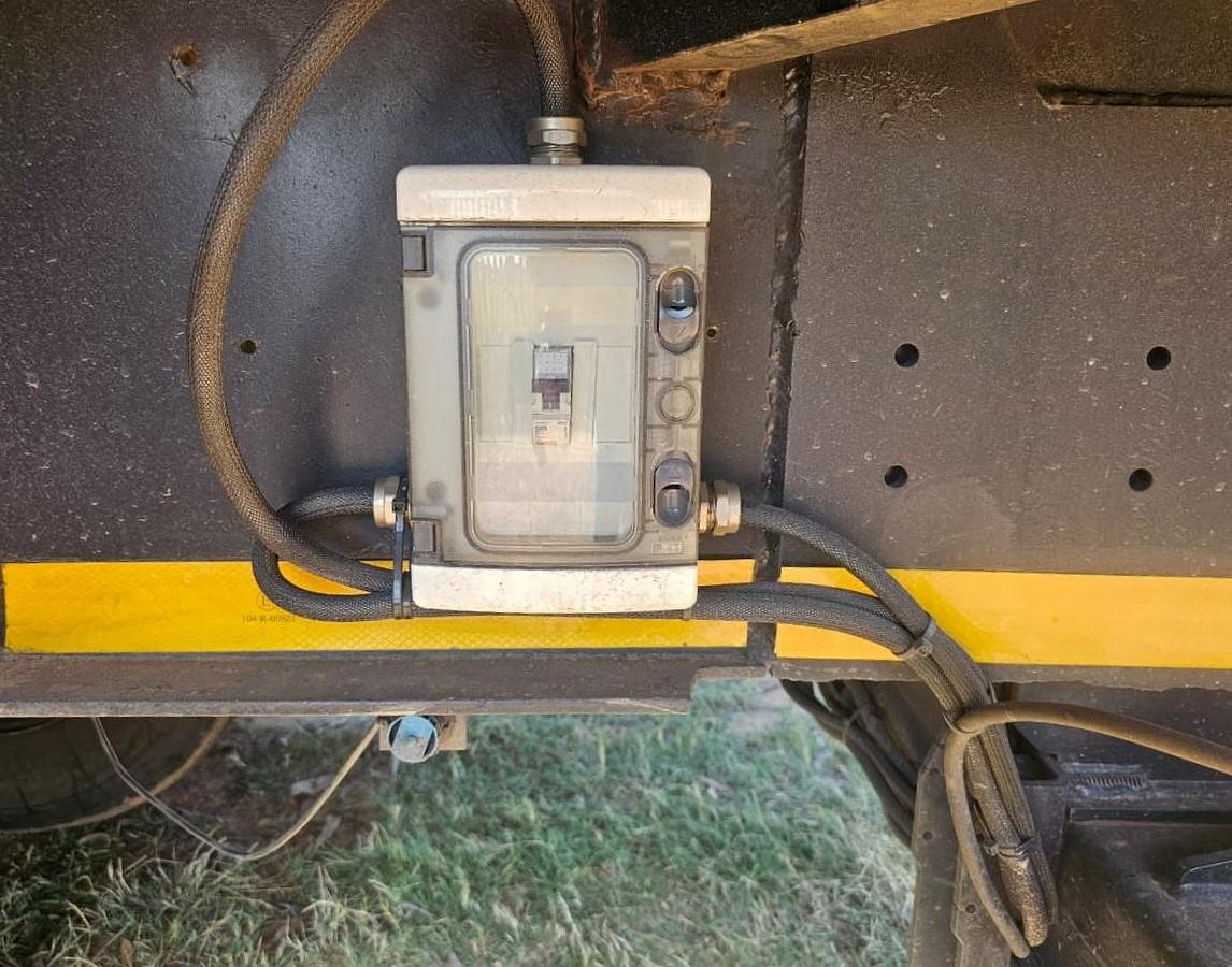 Used INSULATED TRUCK TRAILER - OPERATIONAL - WITH NATIS - TRUCK NOT INCLUDED