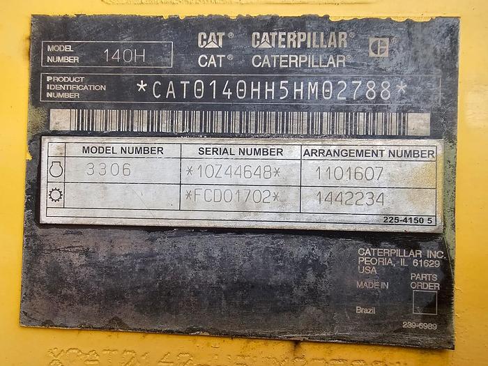 Used CATERPILLAR 140H GRADER (RUNNER)
