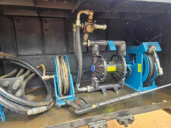 Used BELL B25D 6X6 FULLY EQUIPPED ARTICULATED SERVICE TRUCK/UNIT (RUNNER)