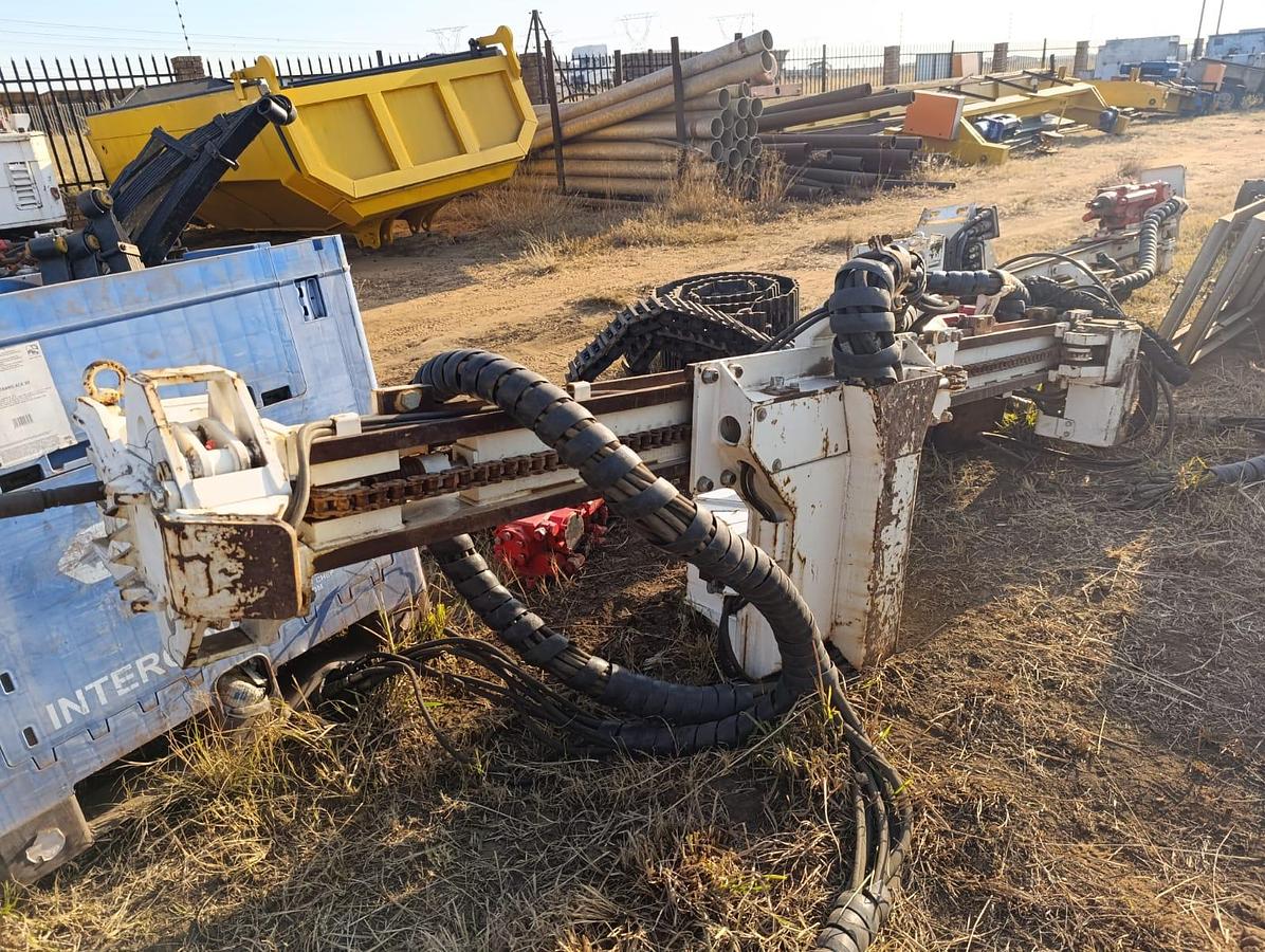 Used MINI EXCAVATOR