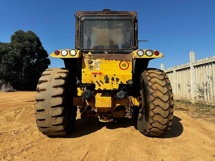 Used BELL TRACTOR (RUNNER)