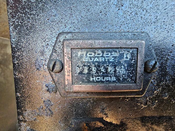 Used DIESEL MOTOR HYDRAULIC MOBILE VIBRATING SCREEN (OPERATIONAL)