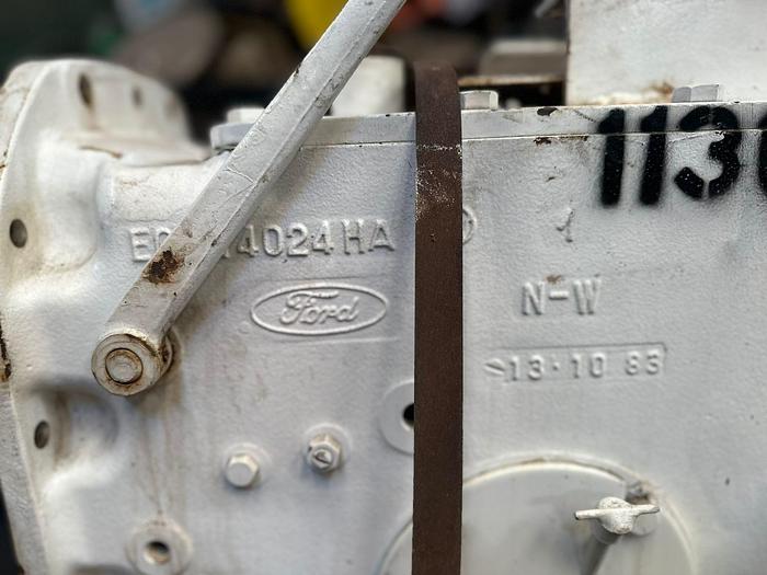 Used FORD TRACTOR EONN4024HA TRANSMISSION (NOT TESTED)