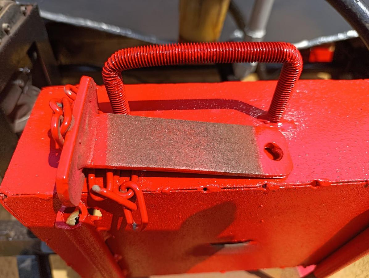 Used HEAVY DUTY 2500 LITRE DIESEL BOWSER TRAILER WITH PUMP & METER- USED CONDITION