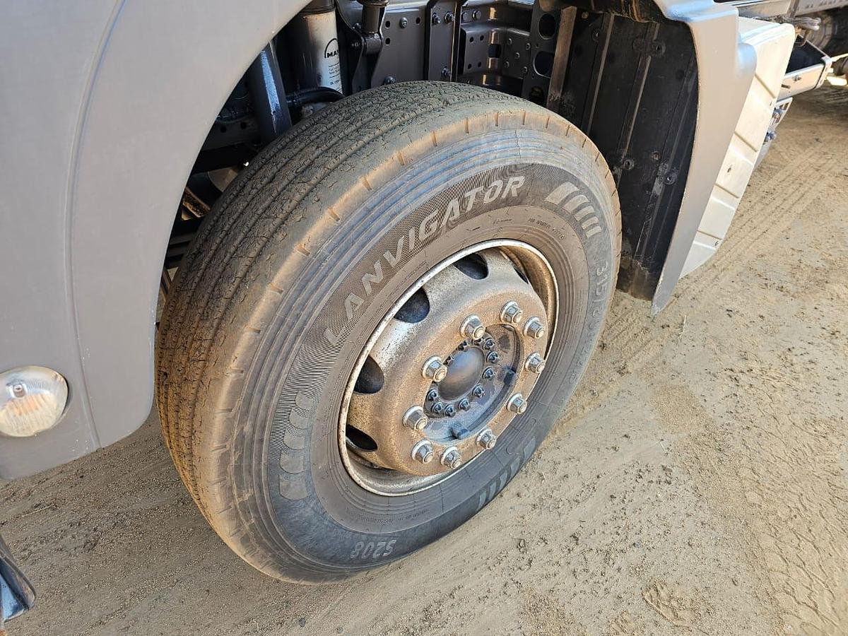 Used 18 000 LITRE WATER TRUCK