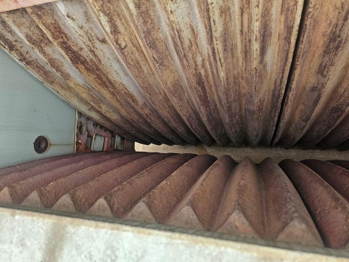 Used OSBORN JAW CRUSHER (48 INCH X 12 INCH)